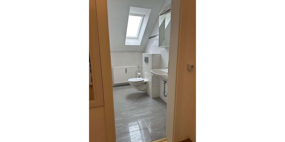 Etagenwohnung Herford Falkendiek - 4 Zimmer, 110 m&sup2;, 1.210&euro; | Angebot:25809206