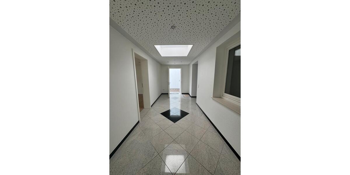 Reihenhaus Extertal - 4 Zimmer, 180 m&sup2;, 295.000&euro; | Angebot:26871324