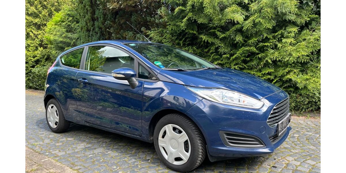 Ford Fiesta 125.800 km 4.750 &euro; Bad Oeyhausen 32549