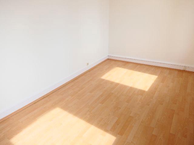 Etagenwohnung Hessisch Oldendorf - 4.5 Zimmer, 117 m&sup2;, 690&euro; | Angebot:25332903