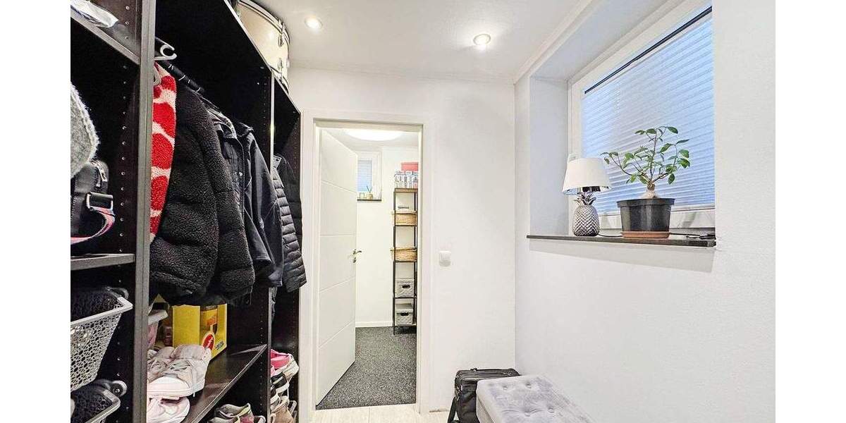 Einfamilienhaus Rinteln Todenmann - 5 Zimmer, 205 m&sup2;, 325.000&euro; | Angebot:25779554