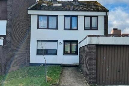 Haus Bad Salzuflen Ehrsen-Breden - 8 Zimmer, 220 m&sup2;, 279.000&euro; | Angebot:27077481