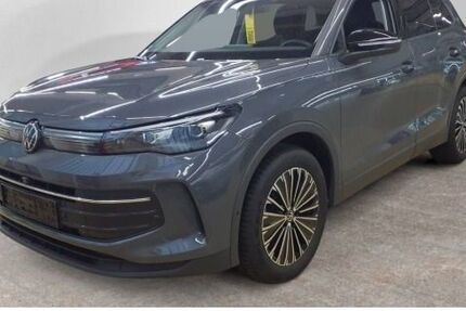 VW Tiguan 22.390 km 32.350 &euro; Lemgo 32657