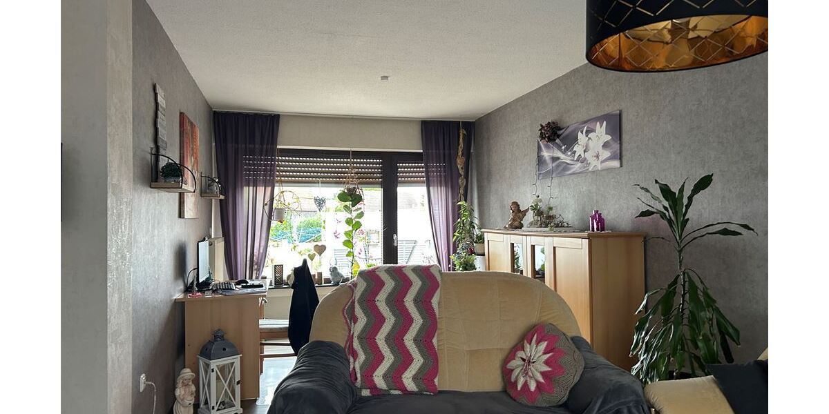 Gepflegte Immobilie mit großzügigen Nebenflächen, Garten und Ausbaureserve - Einfamilienhaus Uchte | Angebot:27323567