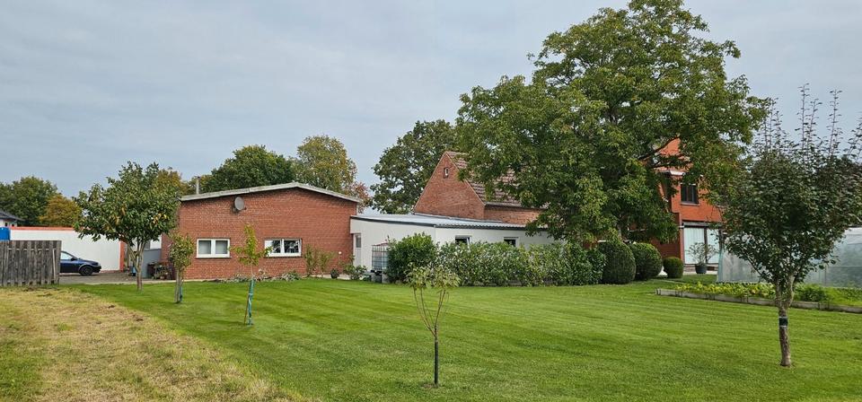 Mehrfamilienhaus, Wohnhaus Minden Kuhlenkamp - 7 Zimmer, 320 m&sup2;, 660.000&euro; | Angebot:27208942