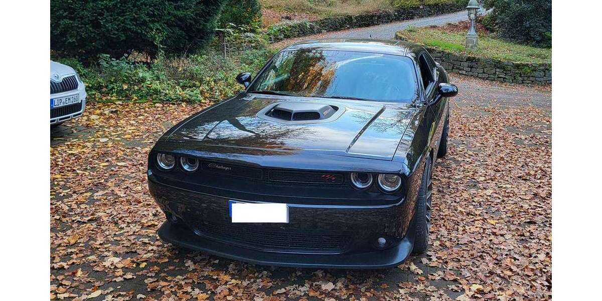 Dodge Challenger 58.000 km 36.999 &euro; Kalletal 32689
