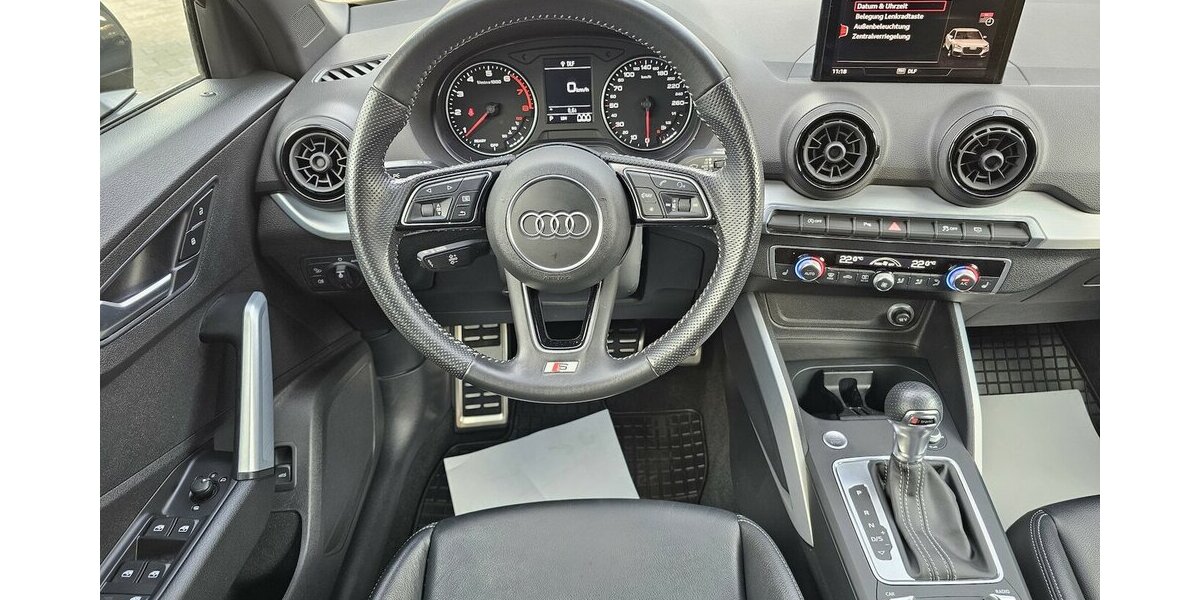 Audi Q2 1.4 TFSI S-Line Sport/ Plus LED NAVI 1.HAND 53.900 km 19.990 &euro; Löhne 32584