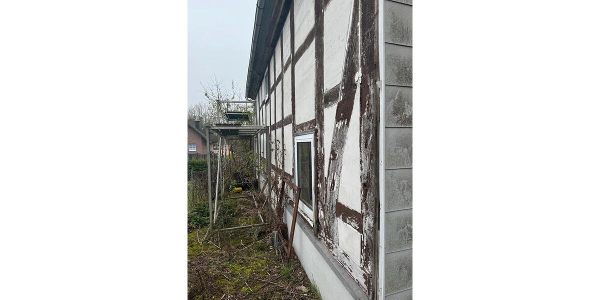 Bauernhaus, Landhaus Dörentrup - 6 Zimmer, 180 m&sup2;, 80.000&euro; | Angebot:25960737