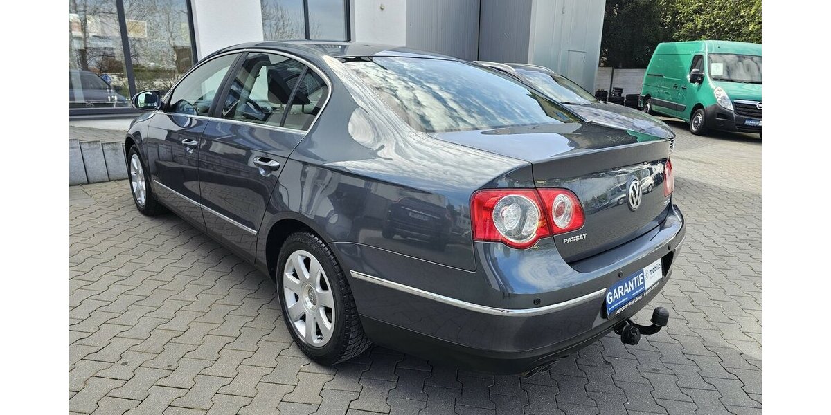 VW Passat 2.0 TDI Comfortline AHK KLIMA TEMPOMAT 215.040 km 4.990 &euro; Löhne 32584