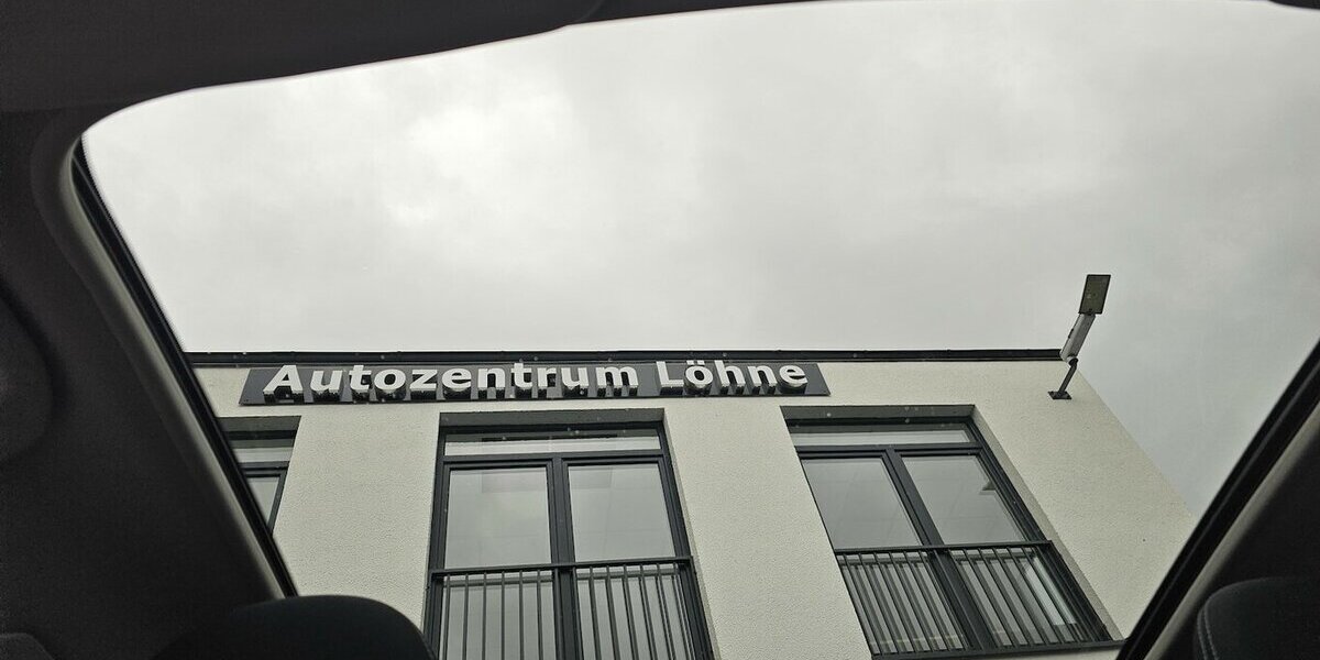 Nissan Qashqai N-Connecta NAVI PANO. Kamera 360° 129.421 km 11.990 &euro; Löhne 32584