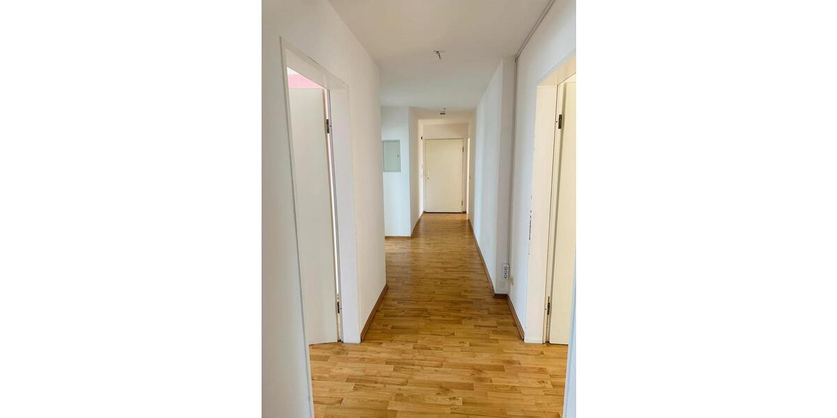 Dachgeschoßwohnung Obernkirchen - 3 Zimmer, 87 m&sup2;, 780&euro; | Angebot:26232216