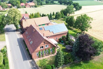 Charmanter Resthof mit Nebengebäuden und viel Platz für Tierhaltung - Gewerbeobjekt Stolzenau | Angebot:26216291