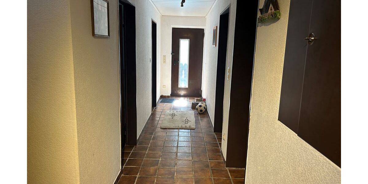 Vielseitiges Einfamilienhaus mit viel Platz und Potenzial in zentraler Lager von Stolzenau - Bungalow Stolzenau | Angebot:26858113