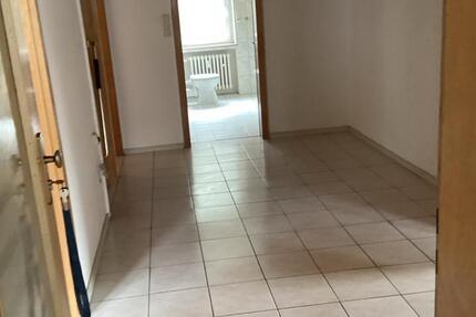 Wohnung Extertal - 3 Zimmer, 100 m&sup2;, 500&euro; | Angebot:25635928