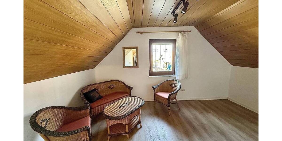 Mehrfamilienhaus, Wohnhaus Bad Oeynhausen Rehme - 8 Zimmer, 220 m&sup2;, 339.000&euro; | Angebot:25743796