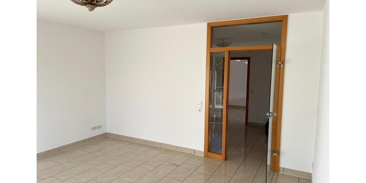 Etagenwohnung Herford - 2.5 Zimmer, 88 m&sup2;, 850&euro; | Angebot:26248901