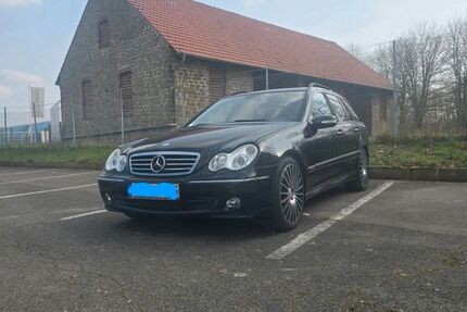 Mercedes-Benz C 350 270.000 km 8.000 &euro; Lemgo 32657