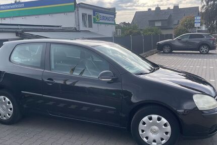 VW Golf 224.000 km 1.999 &euro; Porta Westfalica 32457
