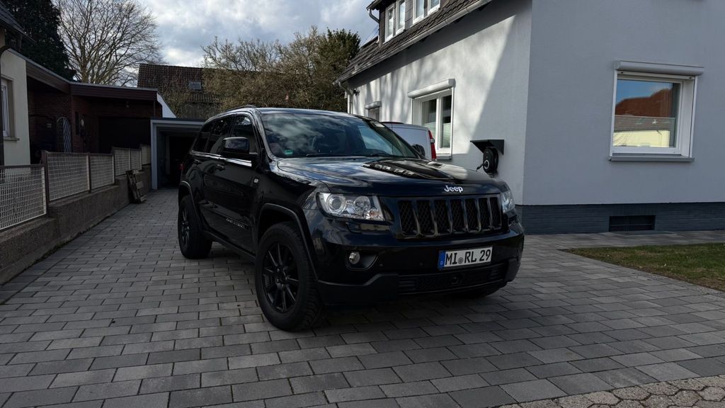 Jeep Grand Cherokee 193.000 km 12.400 &euro; Minden 32427
