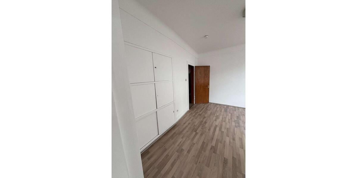 Etagenwohnung Herford - 3 Zimmer, 95 m&sup2;, 1.190&euro; | Angebot:25900428