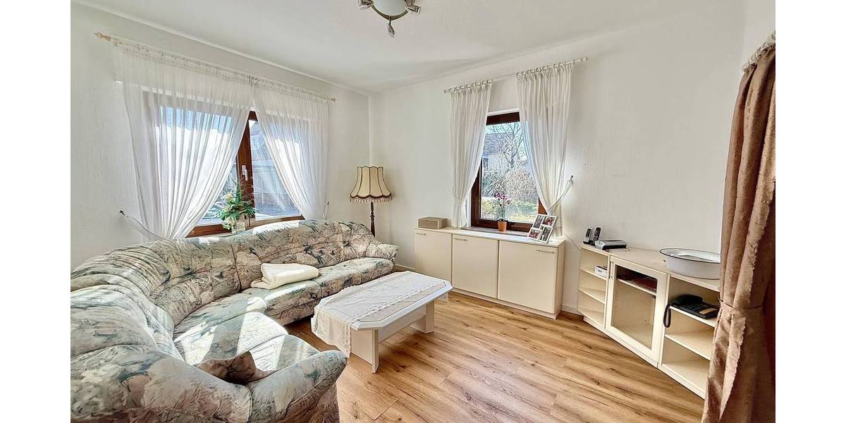 Mehrfamilienhaus, Wohnhaus Bad Oeynhausen Rehme - 8 Zimmer, 220 m&sup2;, 339.000&euro; | Angebot:25743796