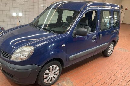Renault Kangoo 218.000 km 2.990 &euro; Minden 32425
