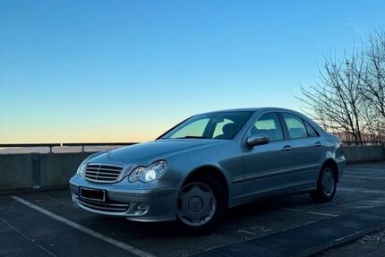 Mercedes-Benz C 200 145.000 km 6.500 &euro; Lemgo 32657