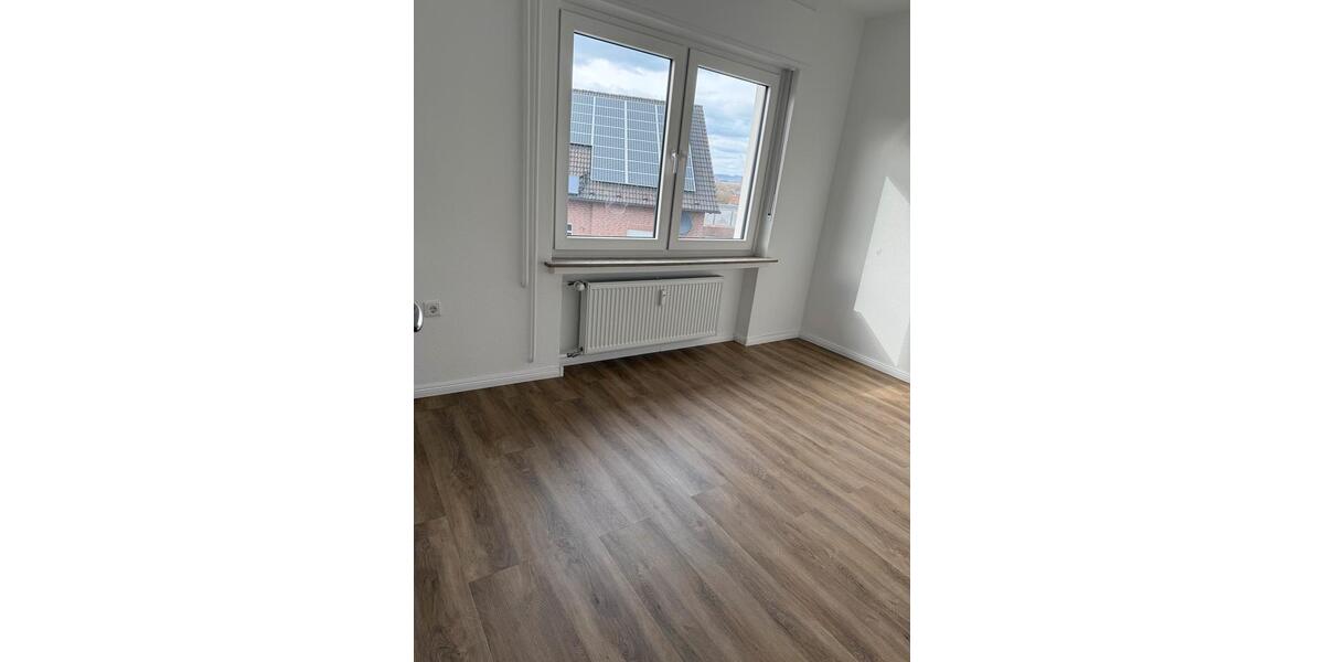 Etagenwohnung Löhne - 3 Zimmer, 82 m&sup2;, 590&euro; | Angebot:26039407