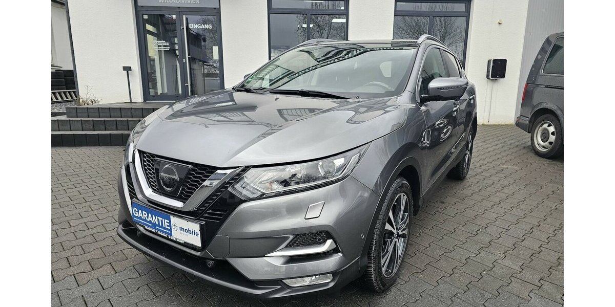 Nissan Qashqai N-Connecta NAVI PANO. Kamera 360° 129.421 km 11.990 &euro; Löhne 32584