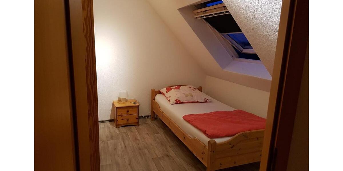 Etagenwohnung Rinteln - 2 Zimmer, 50 m&sup2;, 350&euro; | Angebot:25512098