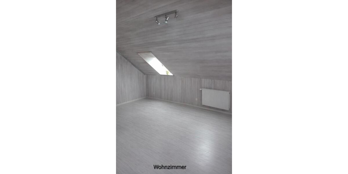 Dachgeschoßwohnung Rodenberg - 3 Zimmer, 65 m&sup2;, 500&euro; | Angebot:25782510