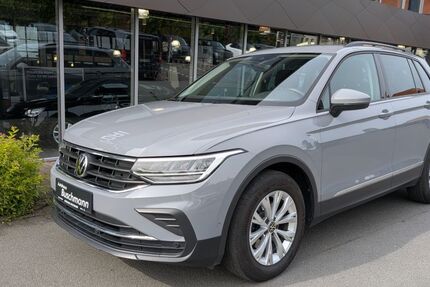 VW Tiguan 74.800 km 23.990 &euro; Herford 32049