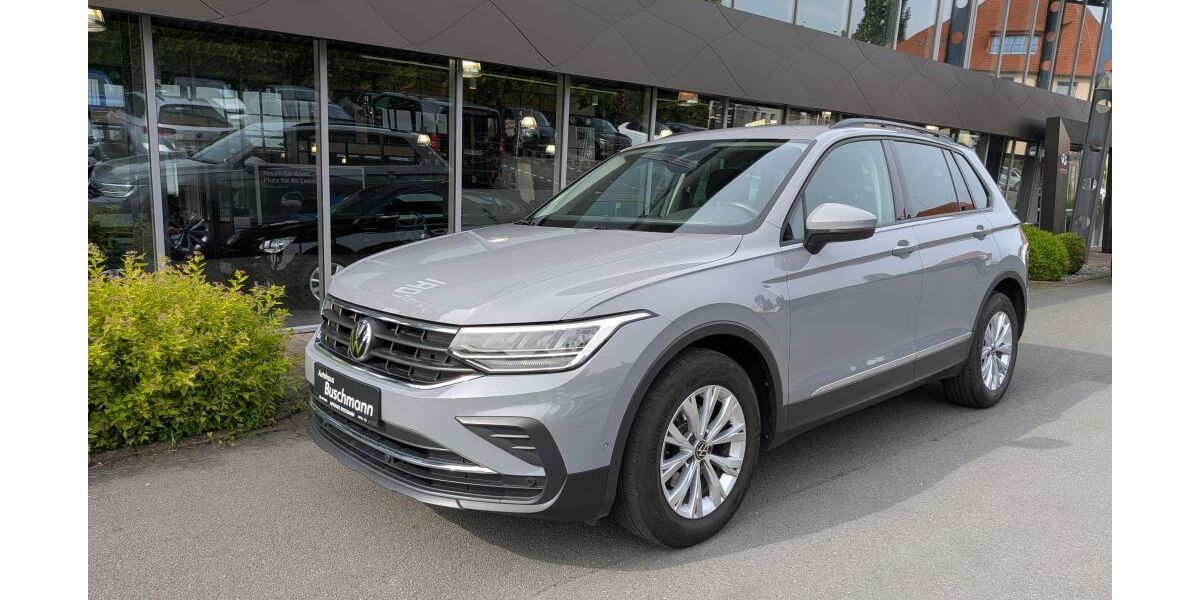 VW Tiguan 74.800 km 23.990 &euro; Herford 32049