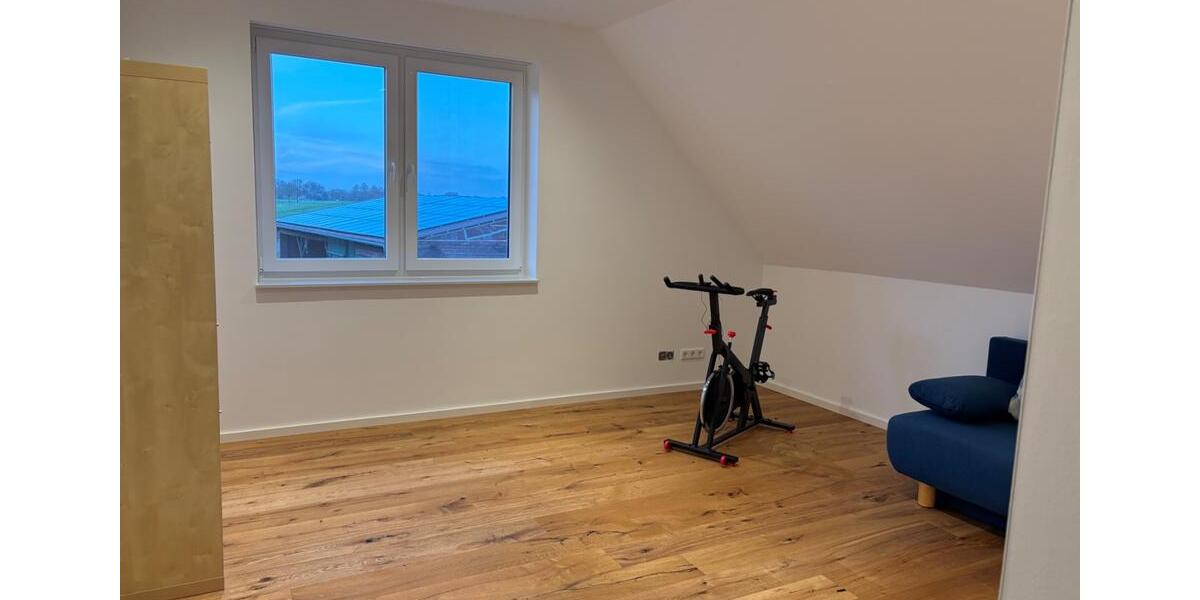 Etagenwohnung Stolzenau - 5 Zimmer, 194 m&sup2;, 1.450&euro; | Angebot:26048286