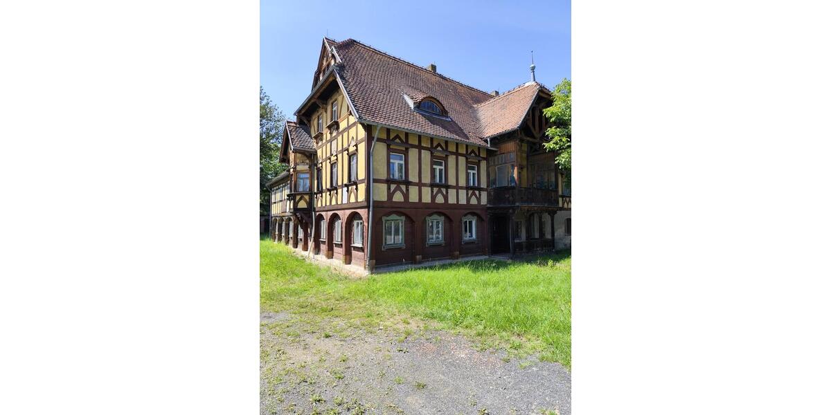 Einfamilienhaus Stadthagen - 10 Zimmer, 150.000&euro; | Angebot:22068058