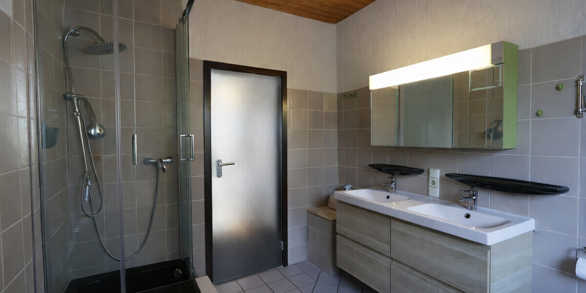 RESERVIERT! Geräumiges Einfamilienhaus bereit zum Einzug - Einfamilienhaus Hüllhorst | Angebot:25145349