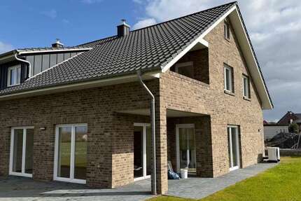 Haus Uchte - 6 Zimmer, 178 m&sup2;, 359.500&euro; | Angebot:26788369