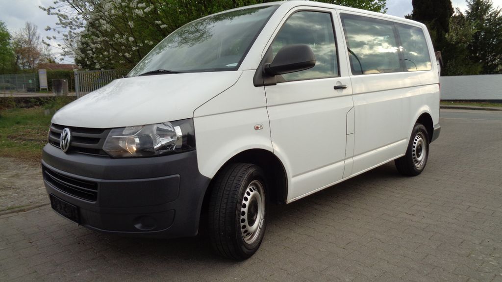 VW T5 Transporter 227.800 km 11.900 &euro; Kalletal OT Langenholzha 32689