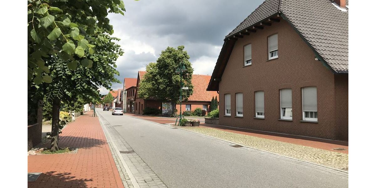 4 auf einen Streich ... 2 Wohnhäuser, 1 Gewerbeimmobilie und 1 Baugrundstück ... - Mehrfamilienhaus, Wohnhaus Uchte | Angebot:26096576