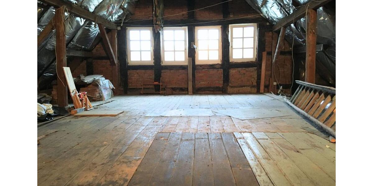 Bauernhaus, Landhaus Hessisch Oldendorf - 8 Zimmer, 200 m&sup2;, 175.000&euro; | Angebot:24615188