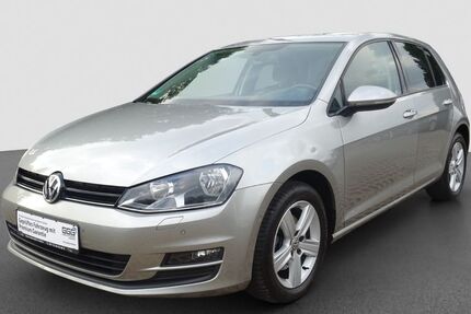 VW Golf 93.165 km 11.990 &euro; Löhne 32584