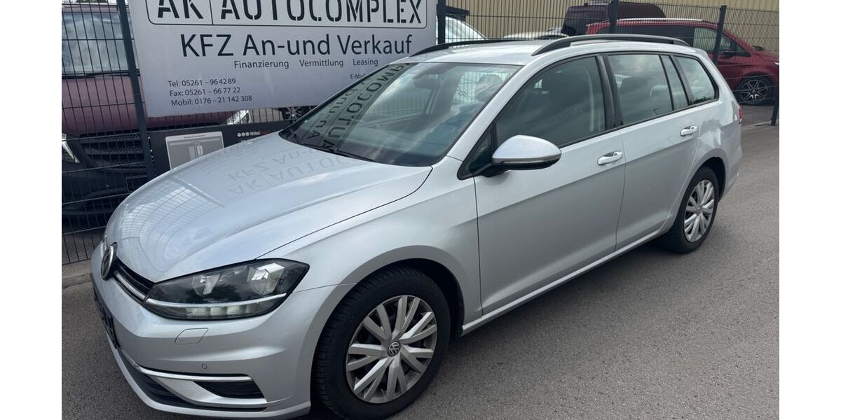 VW Golf 136.300 km 13.685 &euro; Lemgo 32657