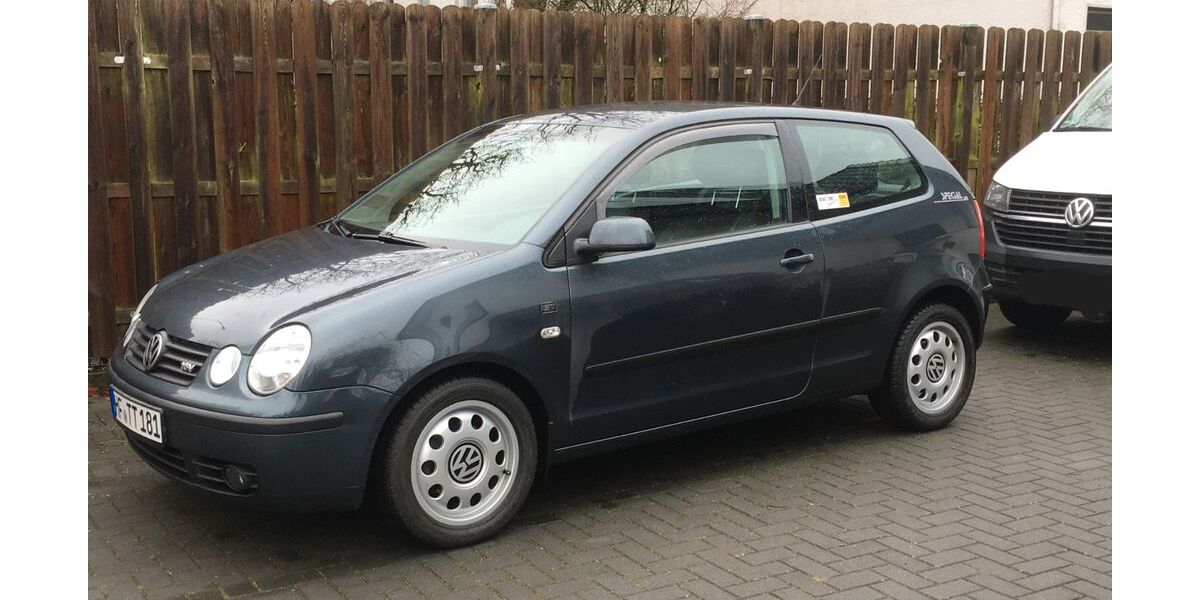 VW Polo 235.525 km 1.299 &euro; Löhne 32584