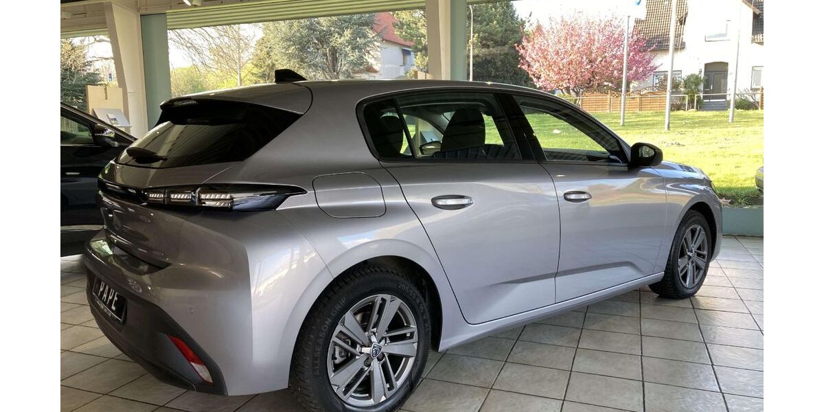 Peugeot 308 32.000 km 21.990 &euro; Lemgo 32657