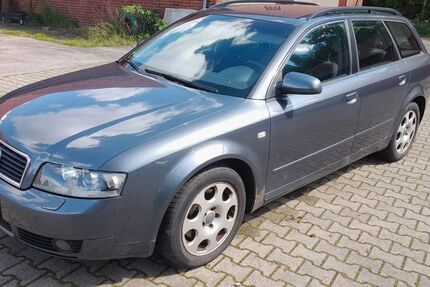 Audi A4 380.000 km 777 &euro; Niedernwőhren 31712