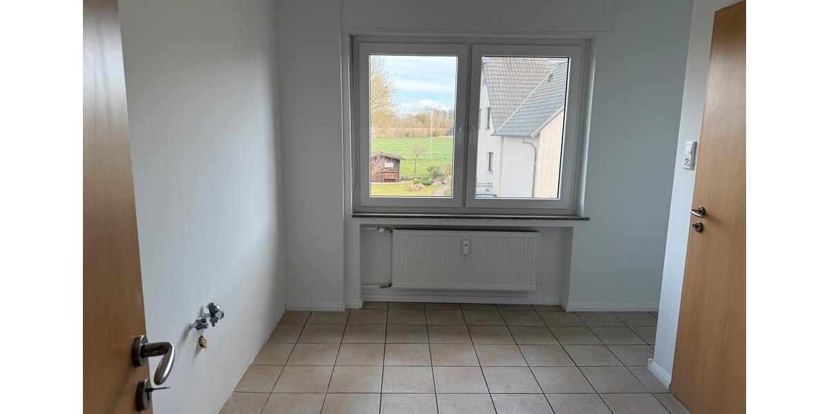 Etagenwohnung Löhne - 3 Zimmer, 82 m&sup2;, 590&euro; | Angebot:26039407