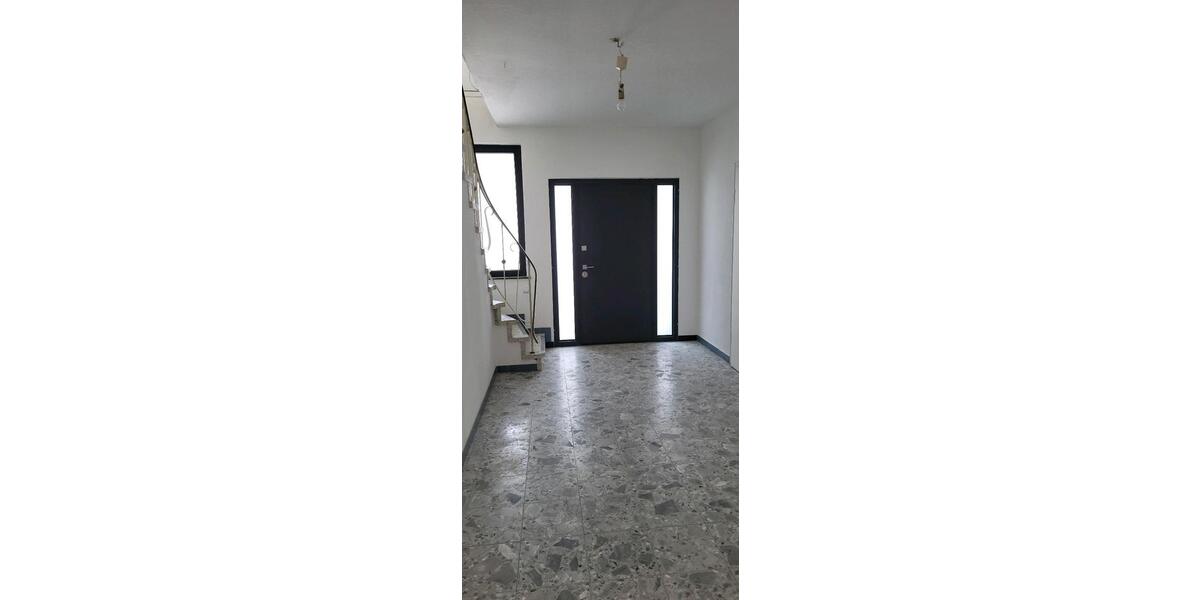 Mehrfamilienhaus, Wohnhaus Stolzenau - 7 Zimmer, 197 m&sup2;, 350.000&euro; | Angebot:26198911