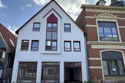 Haus Obernkirchen - 9 Zimmer, 314 m&sup2;, 295.000&euro; | Angebot:25734532