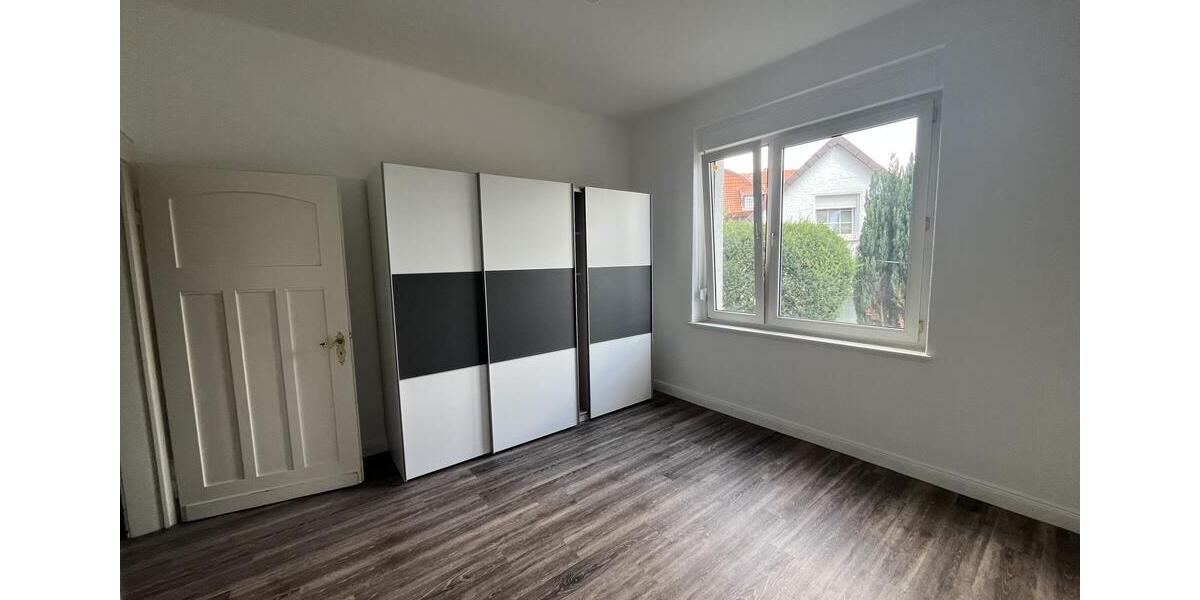 Erdgeschoßwohnung Bad Salzuflen - 3 Zimmer, 115 m&sup2;, 865&euro; | Angebot:26368668
