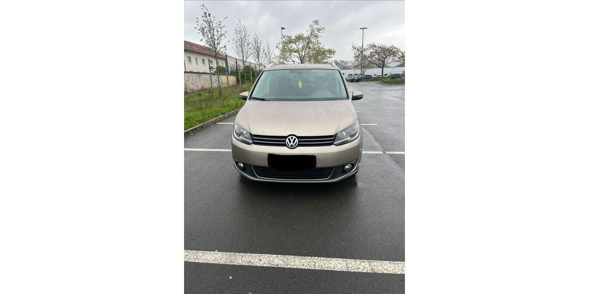 VW Touran 172.000 km 7.999 &euro; Herford 32052